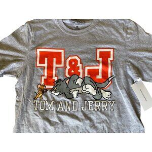 NWT Urban Outfitters Tom & Jerry Licensed T-shirt Size Medium